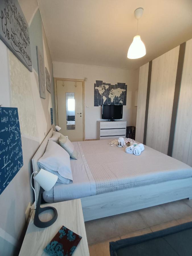 Casa Esemes Lägenhet Giarre Exteriör bild
