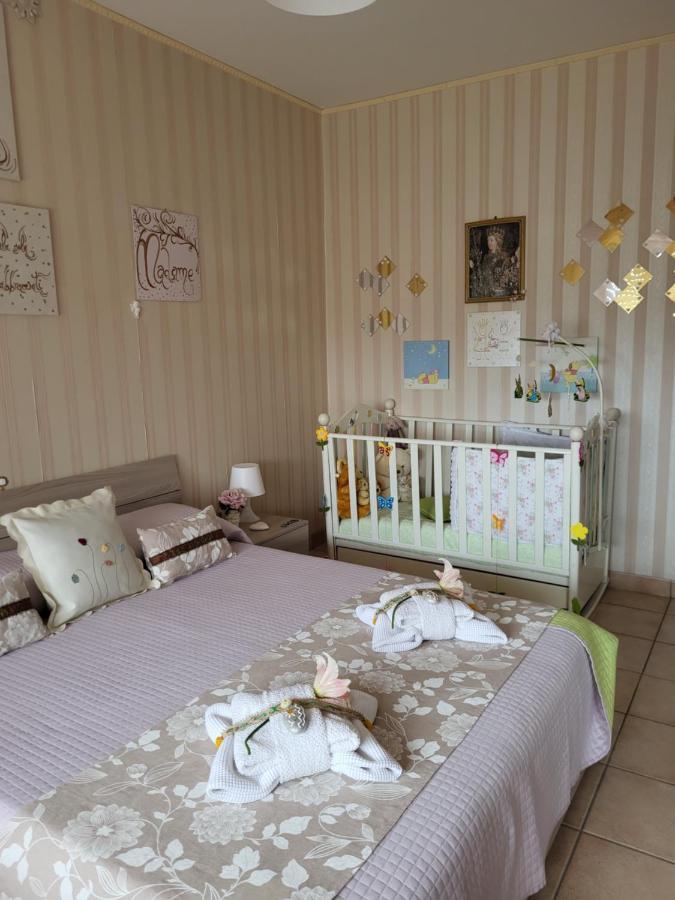 Casa Esemes Lägenhet Giarre Exteriör bild